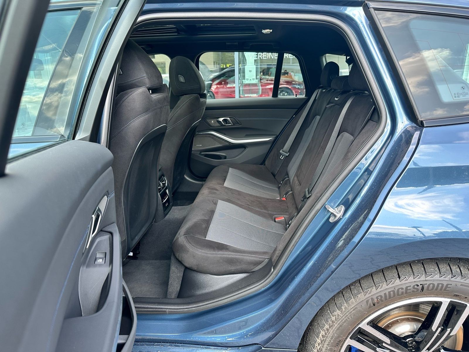 BMW 330 - Bild 16