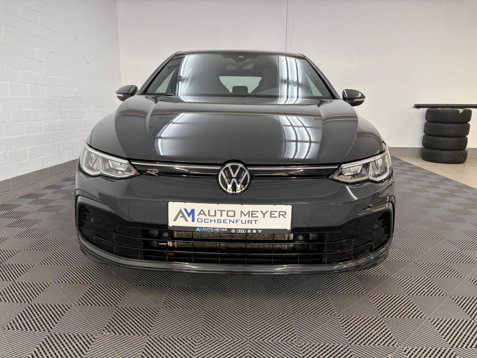 Volkswagen Golf R-Line 1.5 eTSI DSG Kamera LED SHZ