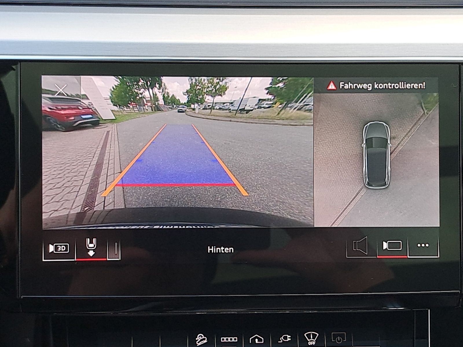Audi Q8 e-tron - Bild 24
