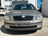 Skoda Octavia Combi Elegance Automatik - Skoda Octavia aus 2005: Kombi