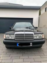 Mercedes-Benz Mercedes Benz 190 E 2,6 W201 - Mercedes-Benz 190 mit Benzin-Antrieb: Limousine, 2.6