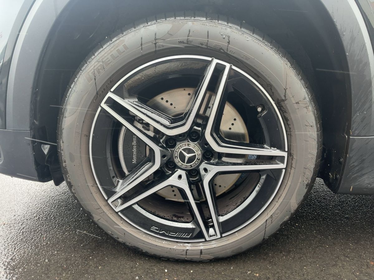 Fahrzeugabbildung Mercedes-Benz GLB 220 d 4M AMG/Night/Kamera/AHK
