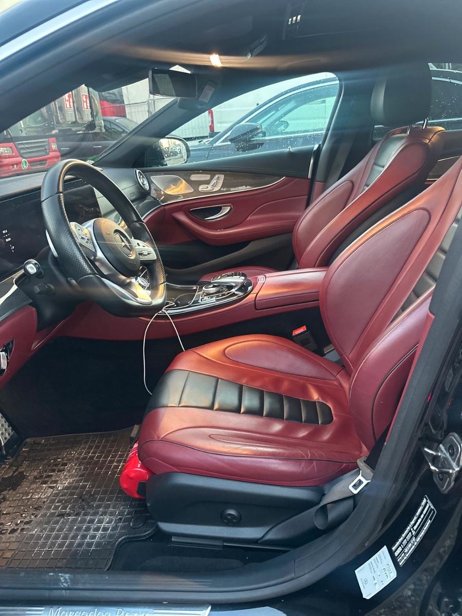 Mercedes-Benz CLS 300*53 AMG UMBAU vom Werk*SHD*DISTRONIC*360