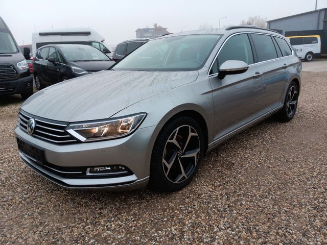 Volkswagen Passat Variant Navi Klima PDC Sitzh. wenig km