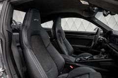 992 GT3 2025 BOSE LIFTING STOCK CAR