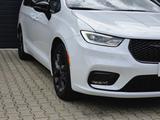 Chrysler Pacifica 3.6L Limited S Pano ACC LED 7-Sitzer - Chrysler aus 2024