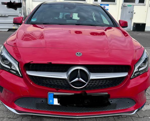 MERCEDES-BENZ Mercedes-Benz CLA 200 Shooting Brake Automatik