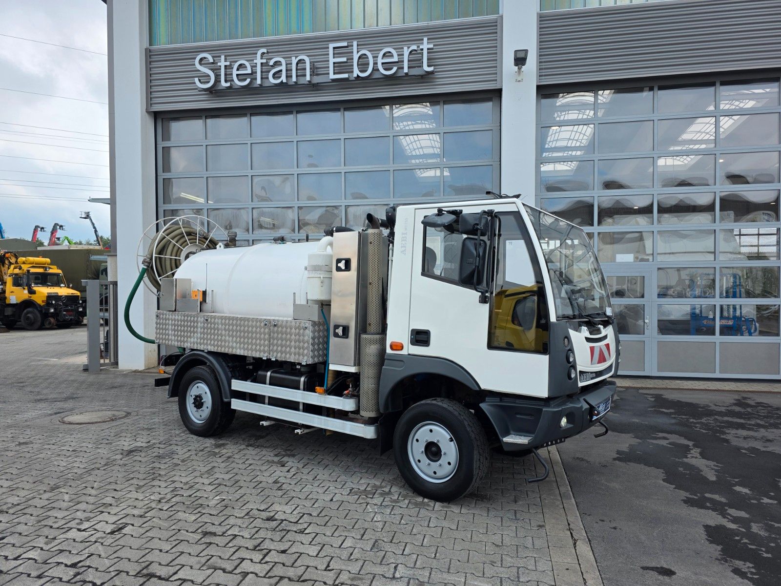 Fahrzeugabbildung Andere Aebi  Schmidt MT 750 Reinex 3m³ AHK