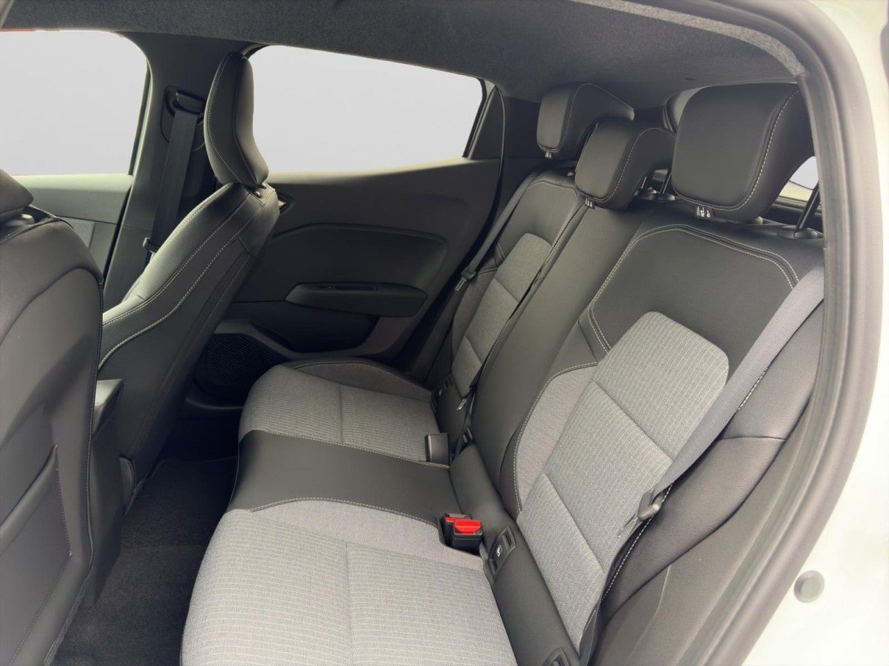 Renault Clio - Bild 14