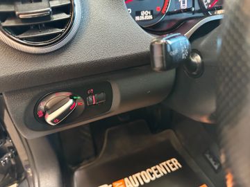 MYAUTOCENTER – Gebraucht- und Jahreswagen mit Werkstattservice in Pfaffenhofen Audi A3 Sportback*S-LINE*BI-XENON*KLIMAATIK*LEDER*