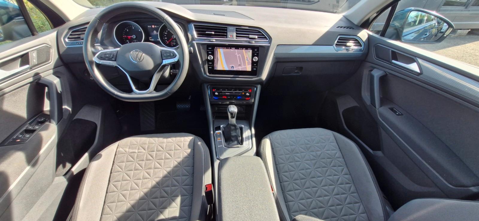 Volkswagen Tiguan Life/Navi/LED/PDC/ACC/Shz/1Ha