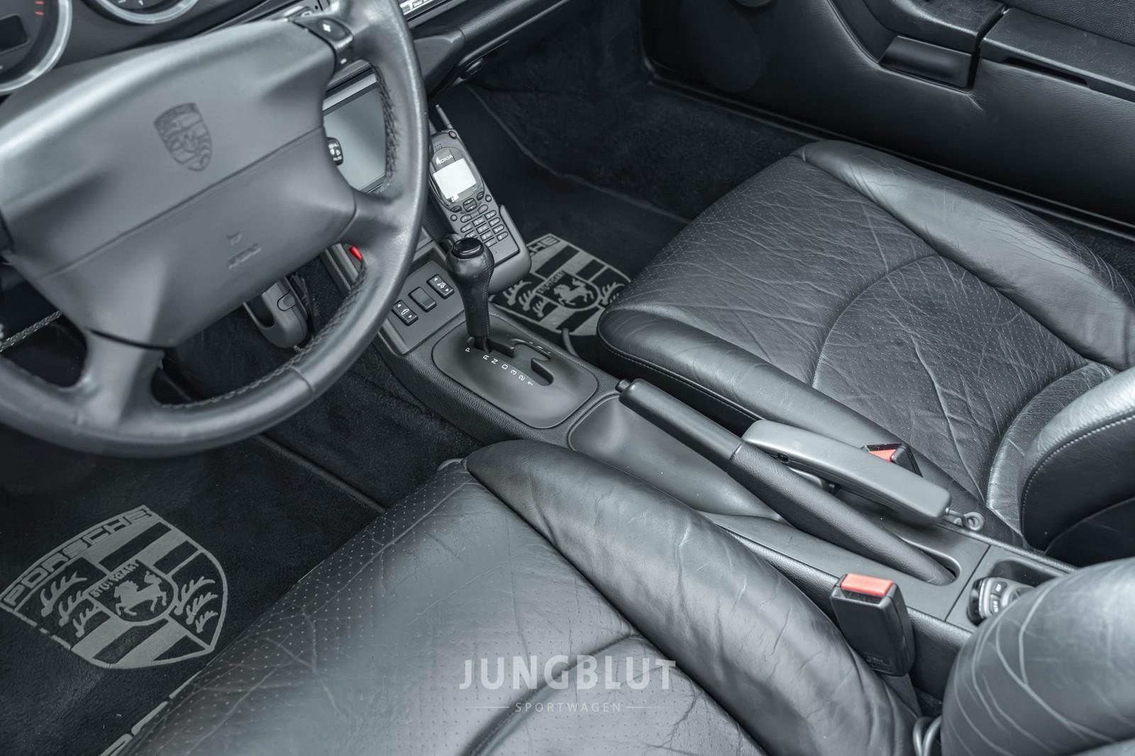 Porsche 993 Carrera Cabriolet, Tiptr. Deut. Auslieferung