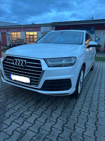 Audi S-Line Q7 3.0 TDI quattro TOP