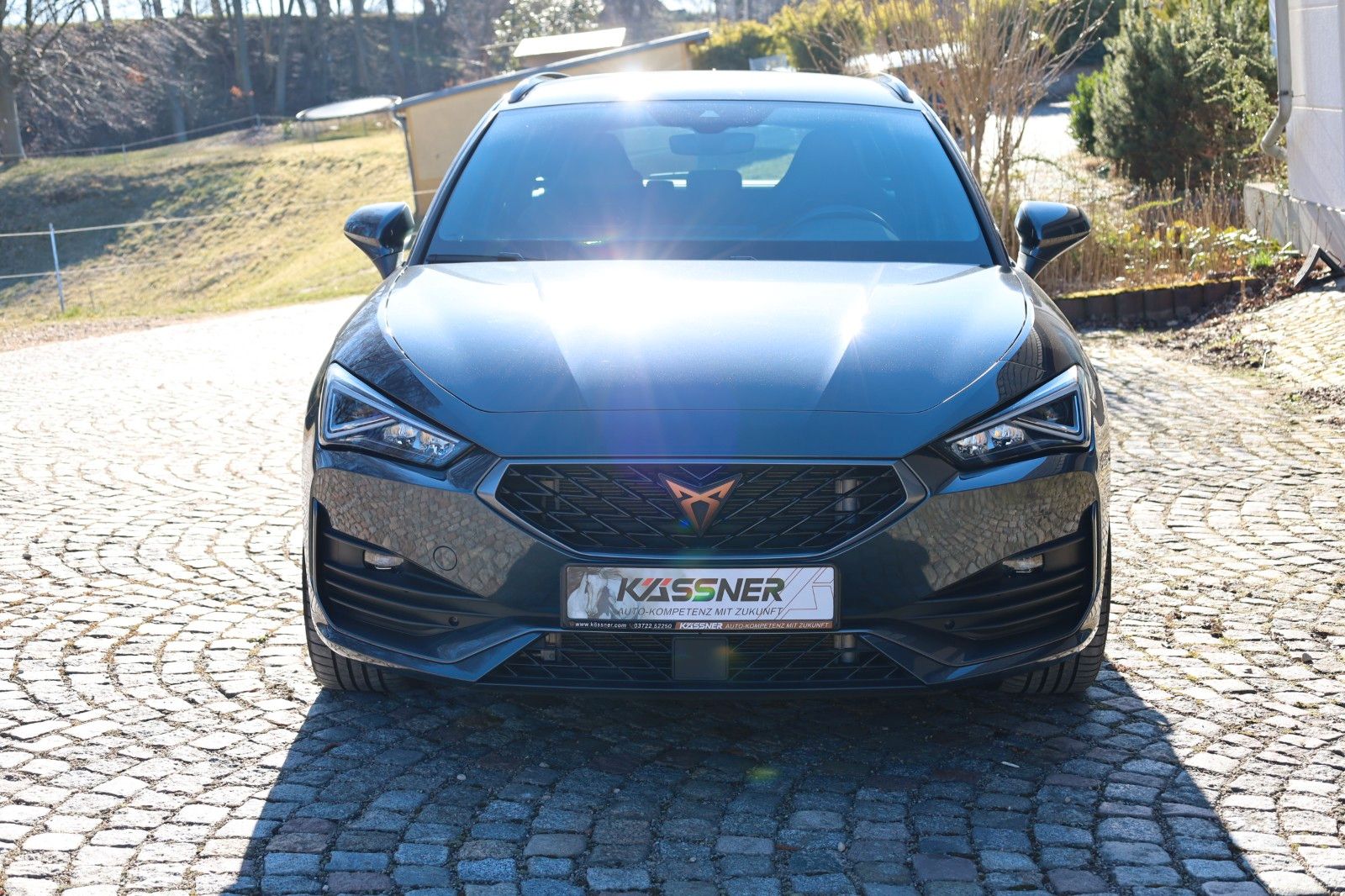 Fahrzeugabbildung CUPRA Leon Sportstourer 1,4TSI e-Hybrid *SHZ *Full-Li