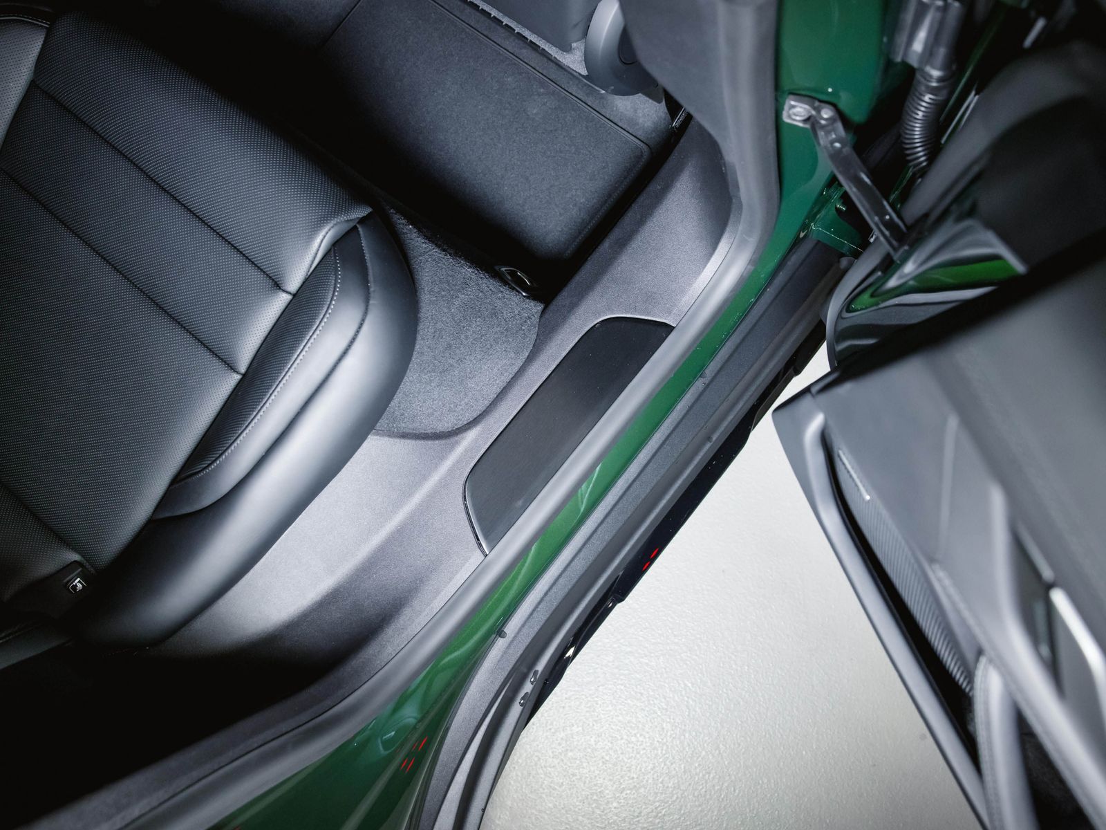 Porsche Taycan - Bild 28