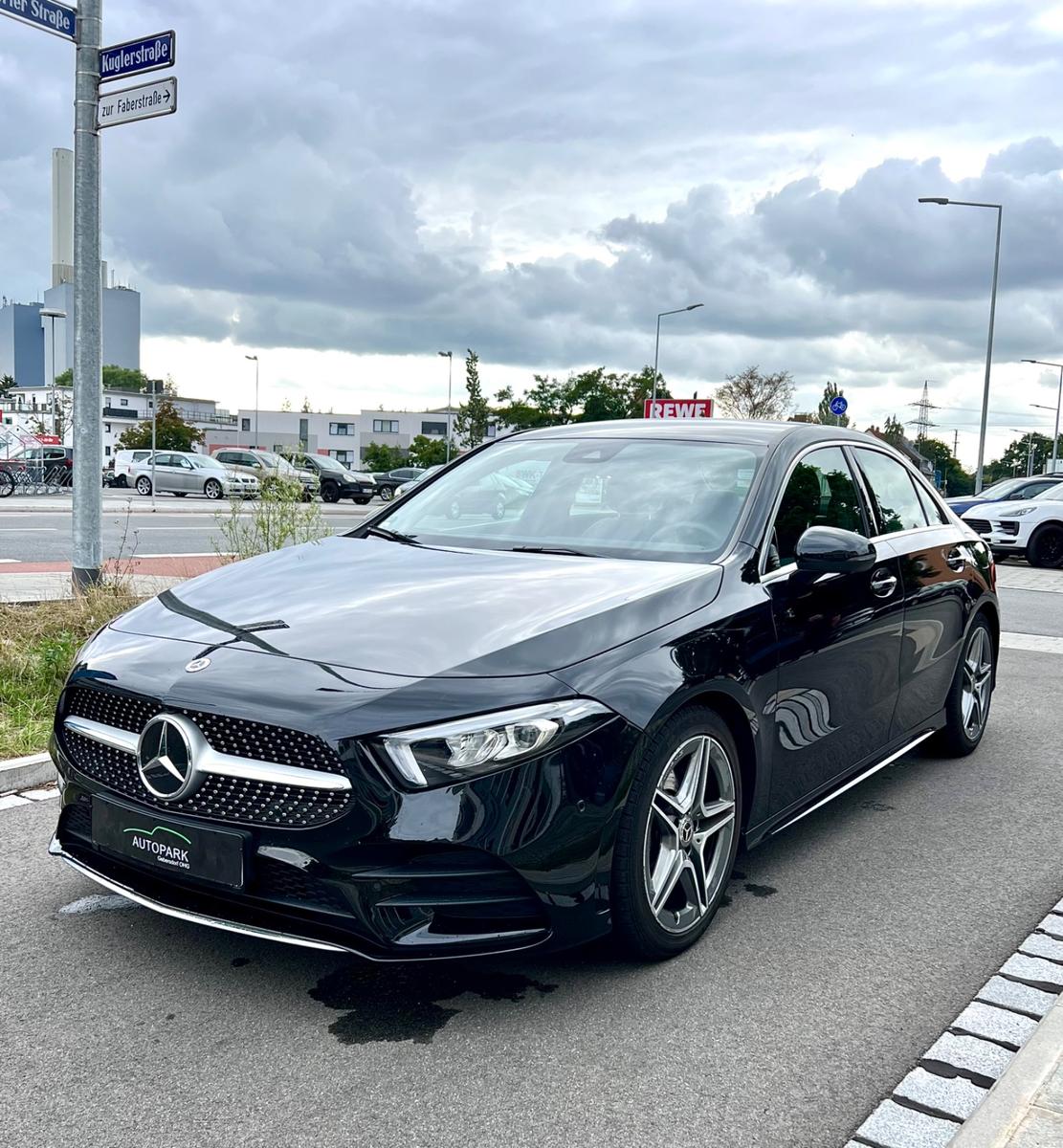 Mercedes-Benz A 220 4Matic AMG/Navi/Leder/360°Kamera/SHZ