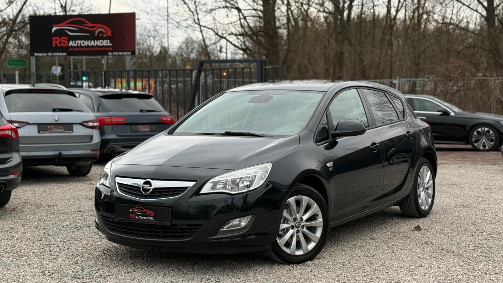 Opel Astra J Sport*SHZ*Lenkradheizg*TEMP*PDC*StartSto