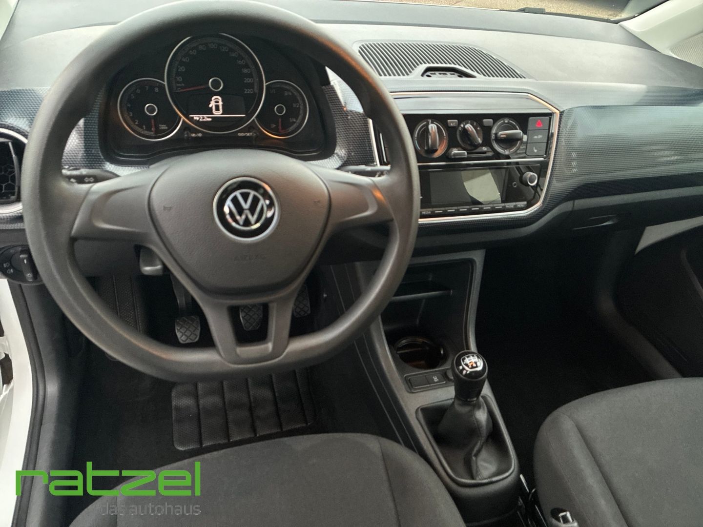 Fahrzeugabbildung Volkswagen up! Basis 1.0 DAB SHZ Rückfahrkam. Temp PDC Rege
