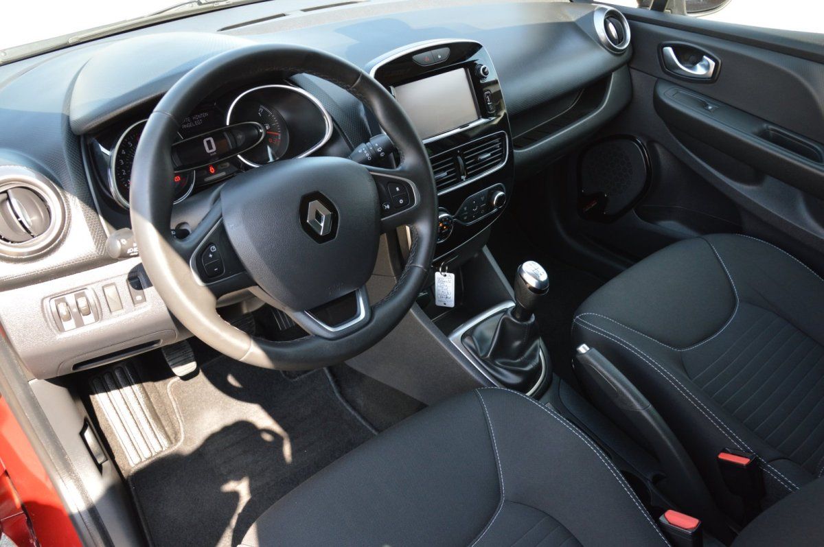 Fahrzeugabbildung Renault Clio IV AHK Alu  Limited