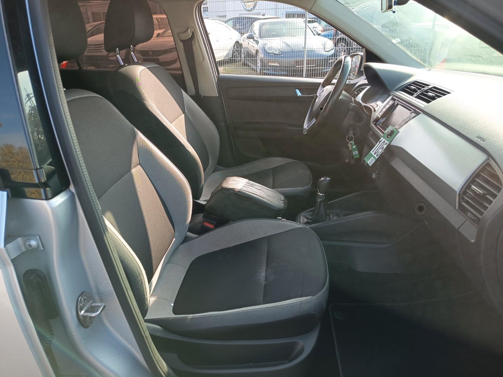 Skoda Fabia 2015 — photo 12