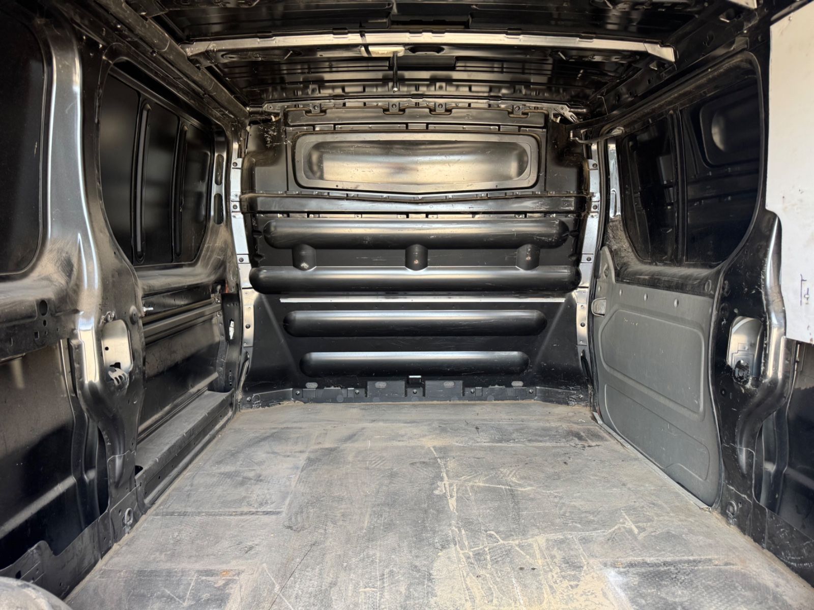 Fahrzeugabbildung Renault TRAFIC 2.0 DCI 115
