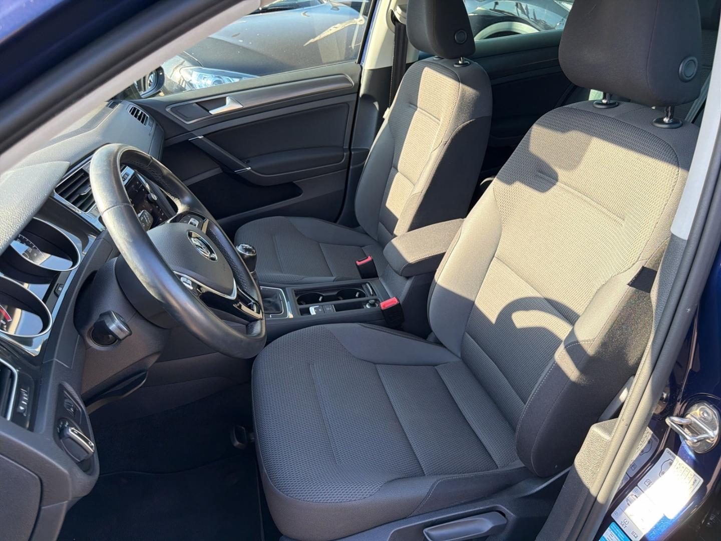 Volkswagen Golf VII Lim. Comfortline 1.4 TSI Kamera Start-S