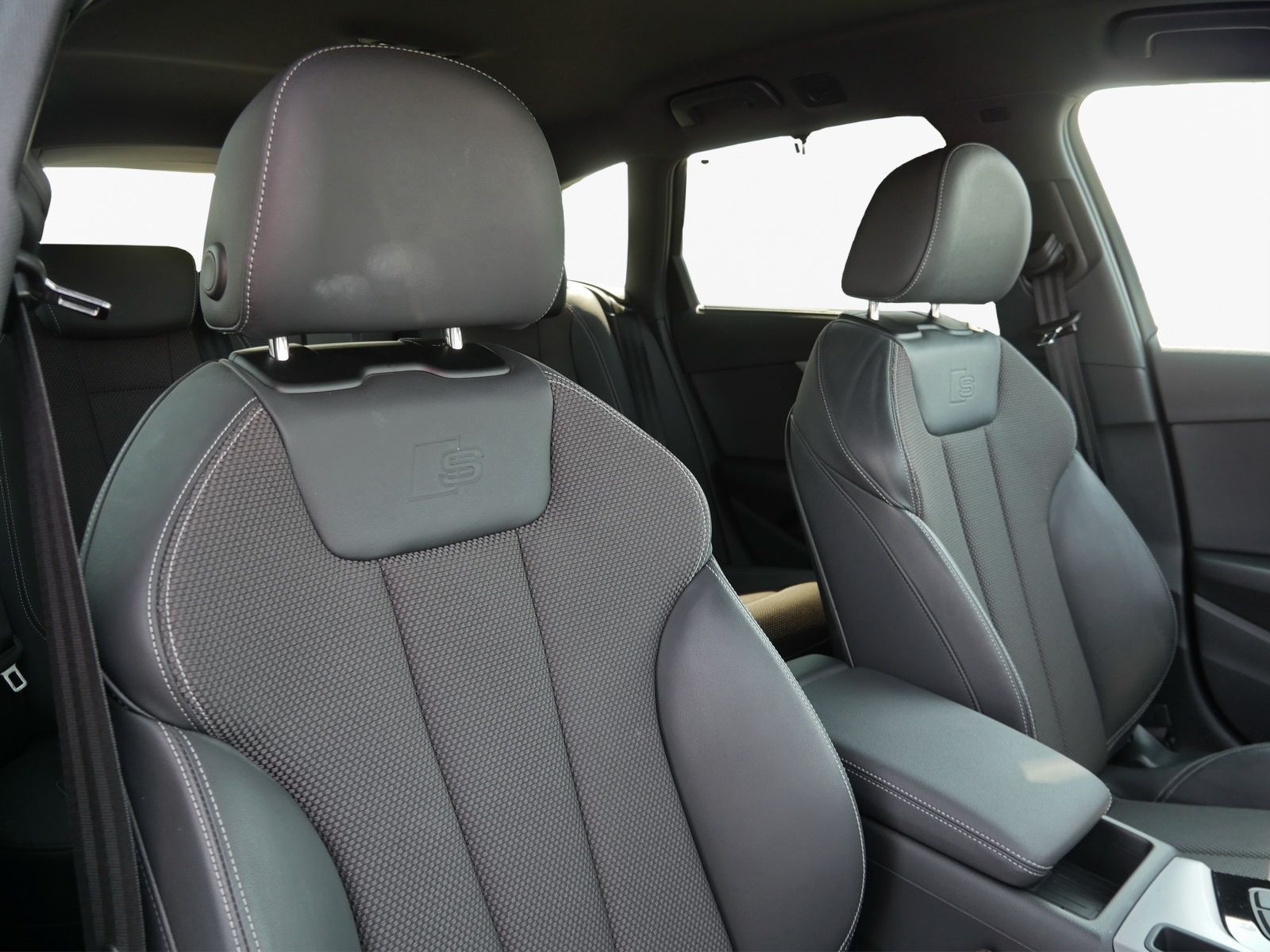 Audi A4 - Bild 10