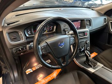 Volvo V60 Kombi Linje Business *Navi*Klima*AHK*Xenon*
