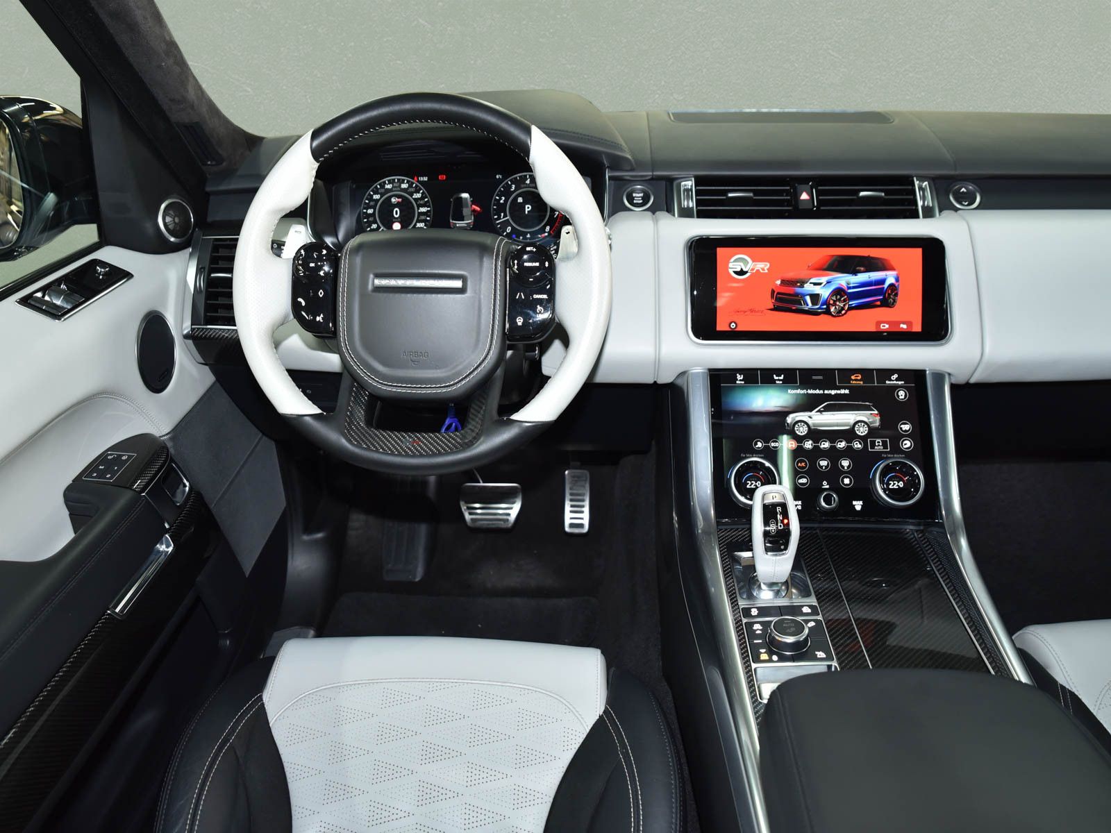Fahrzeugabbildung Land Rover Range Rover Sport SVR - ATM mit nur 15 tkm!
