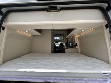 Westfalia Columbus 540 D 140 PS SOLAR 18 DELTA Markise