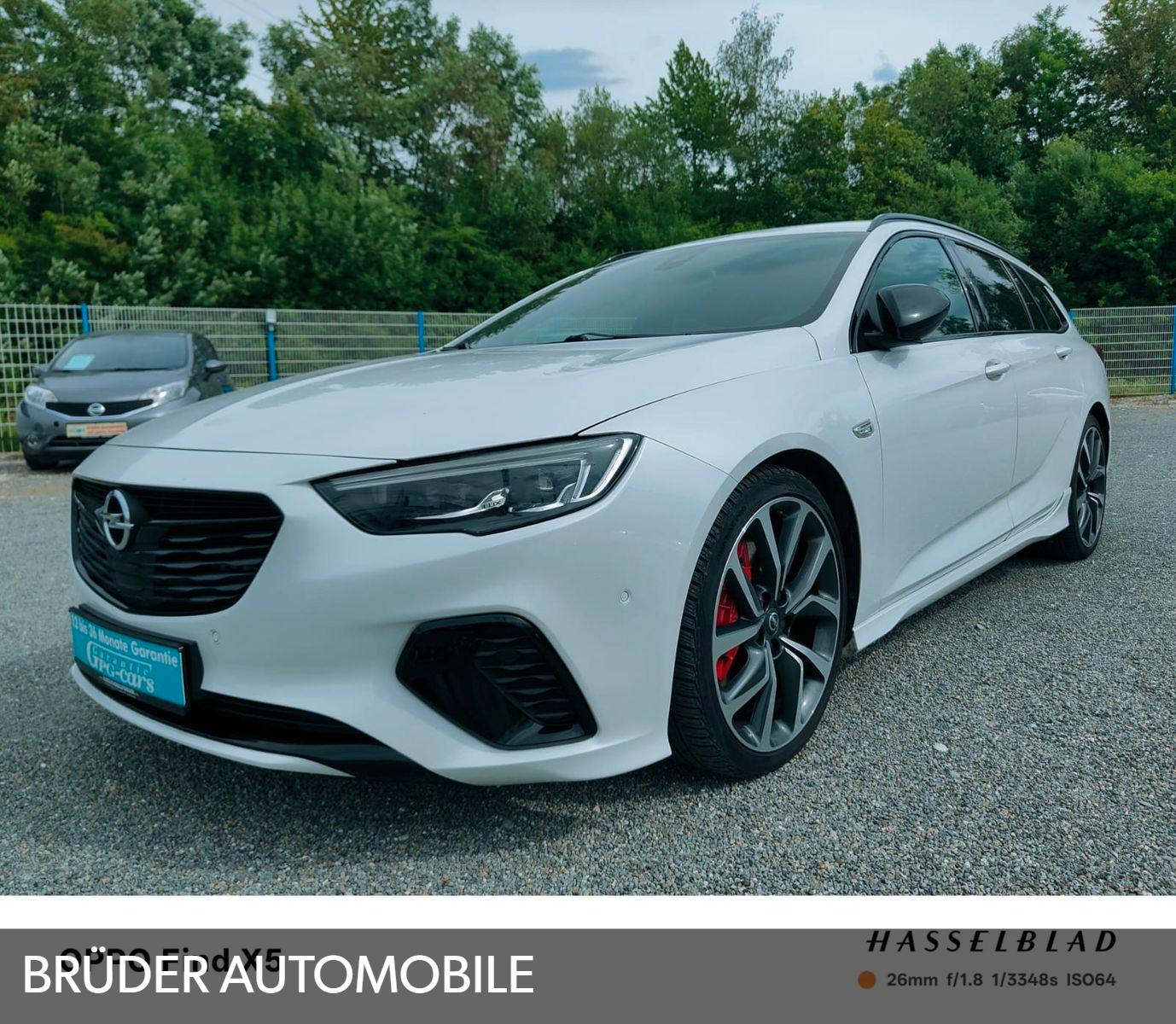 Opel Insignia B Sports Tourer GSi 4x4 Auto. 20Zoll
