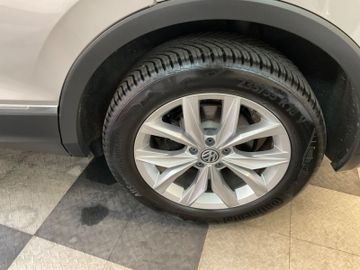Volkswagen Tiguan - 10