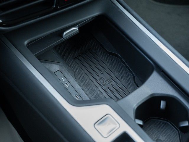 Passat Variant Business TDI DSG 8-fach AHK Matri