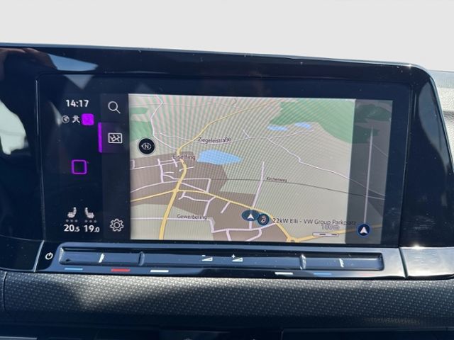 Golf VIII R-LINE 1.5 eTSI DSG PANO REAR VIEW MAT