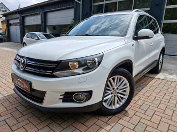 Volkswagen Tiguan - 1