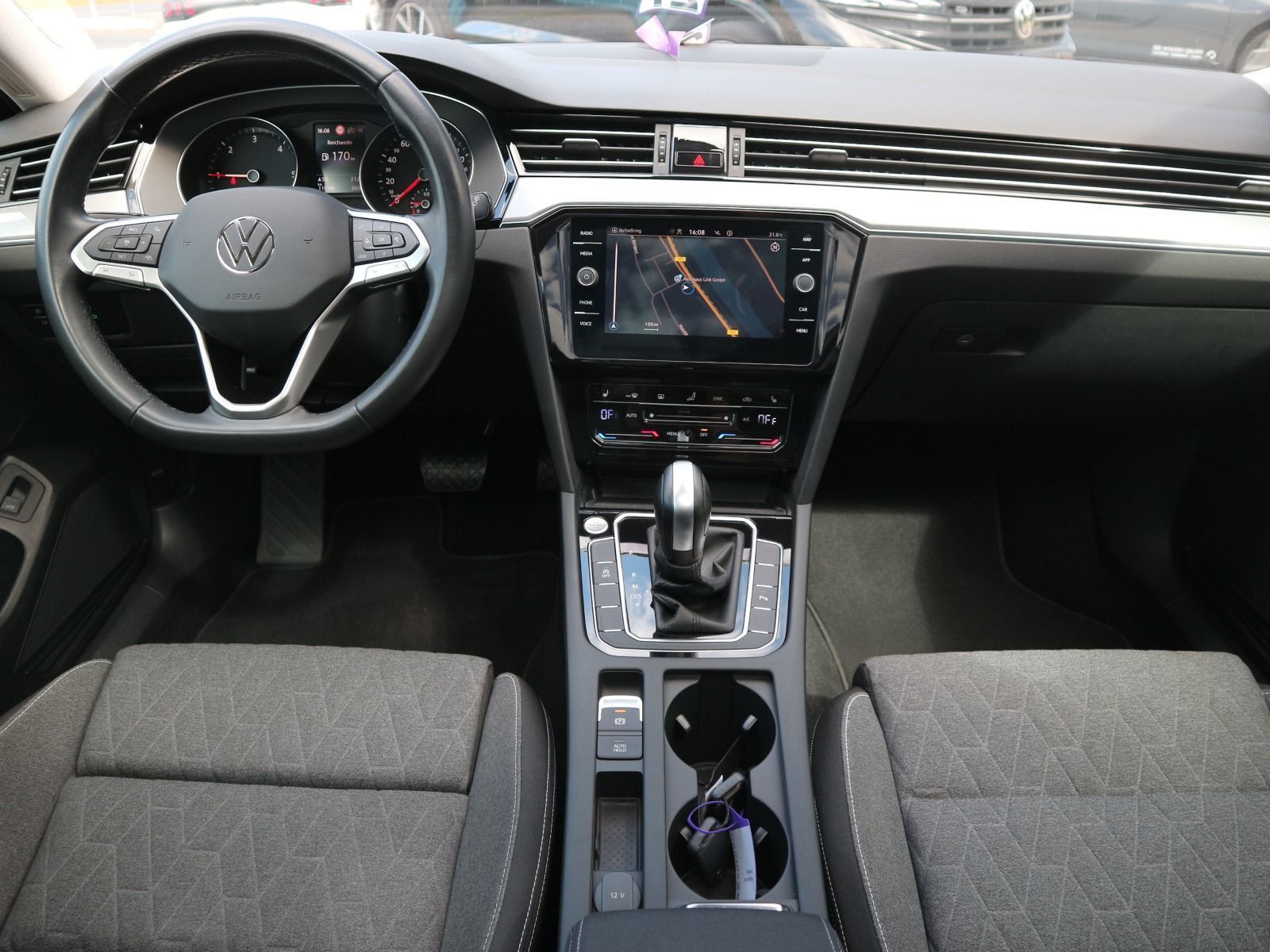 Volkswagen Passat Variant - Bild 11