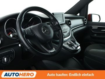 Mercedes V 220 - 11