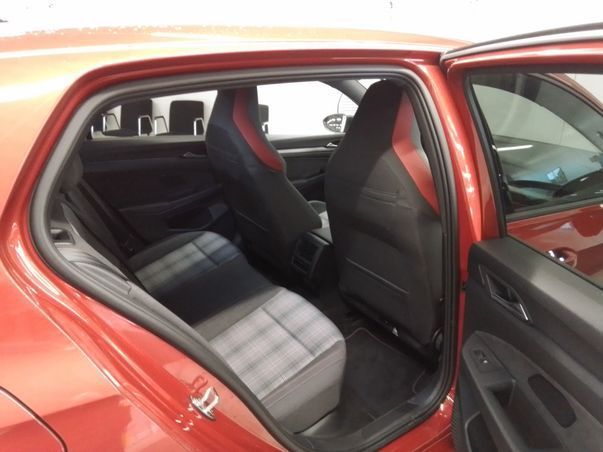 Volkswagen Golf - Bild 8