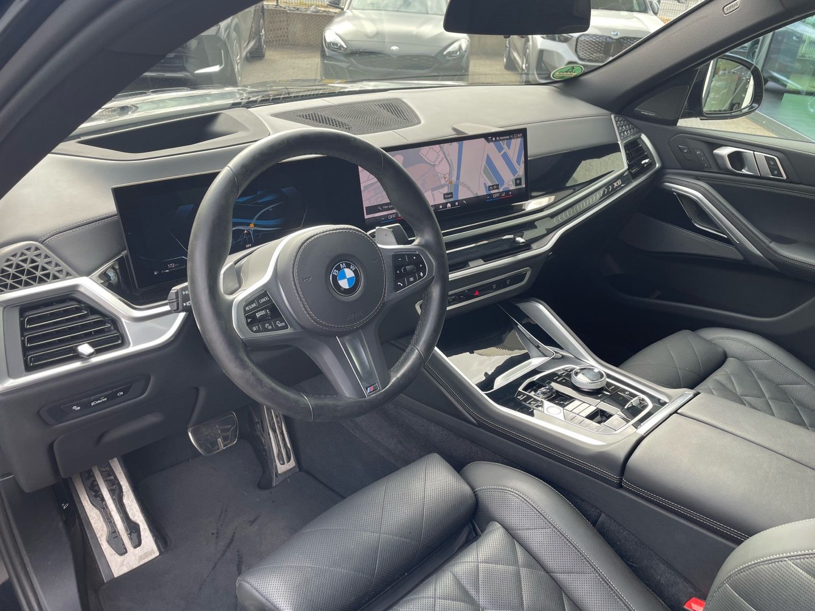 BMW X6 xDrive40i M Sport AHK Sky Lounge H&K HUD foto 4