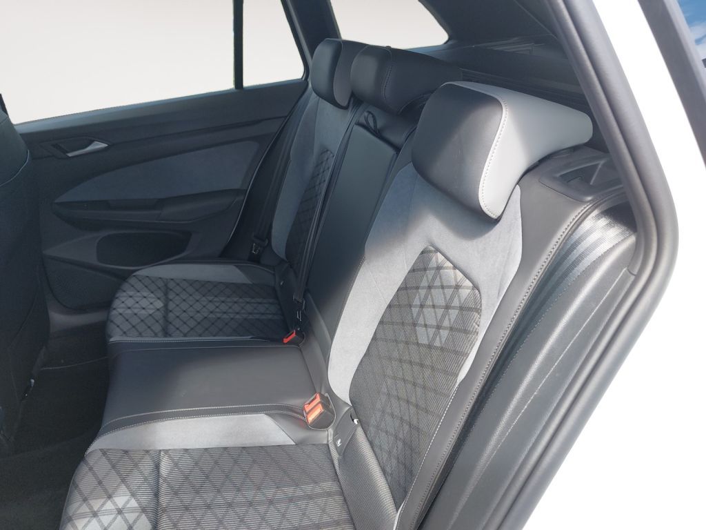 Fahrzeugabbildung Volkswagen Golf Variant 2.0 TSI DSG R-Line LED Navi ACC
