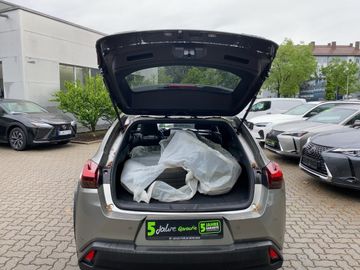 Lexus UX - 10