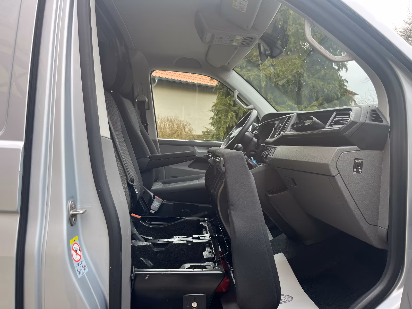 Volkswagen T6 Transporter T6.1 BOTT REGALS. TEMP. SHZ NAVI KLIMA 1.HAND, миниатюра 14