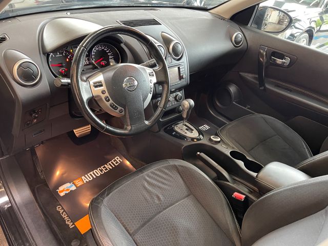 Nissan Qashqai 360 4X4 *PANORAMA*NAVI*TEILLEDER*