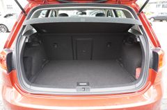 Fahrzeugabbildung Volkswagen Golf VII Lim. BMT Navi Tempo DSG Massage Kamera