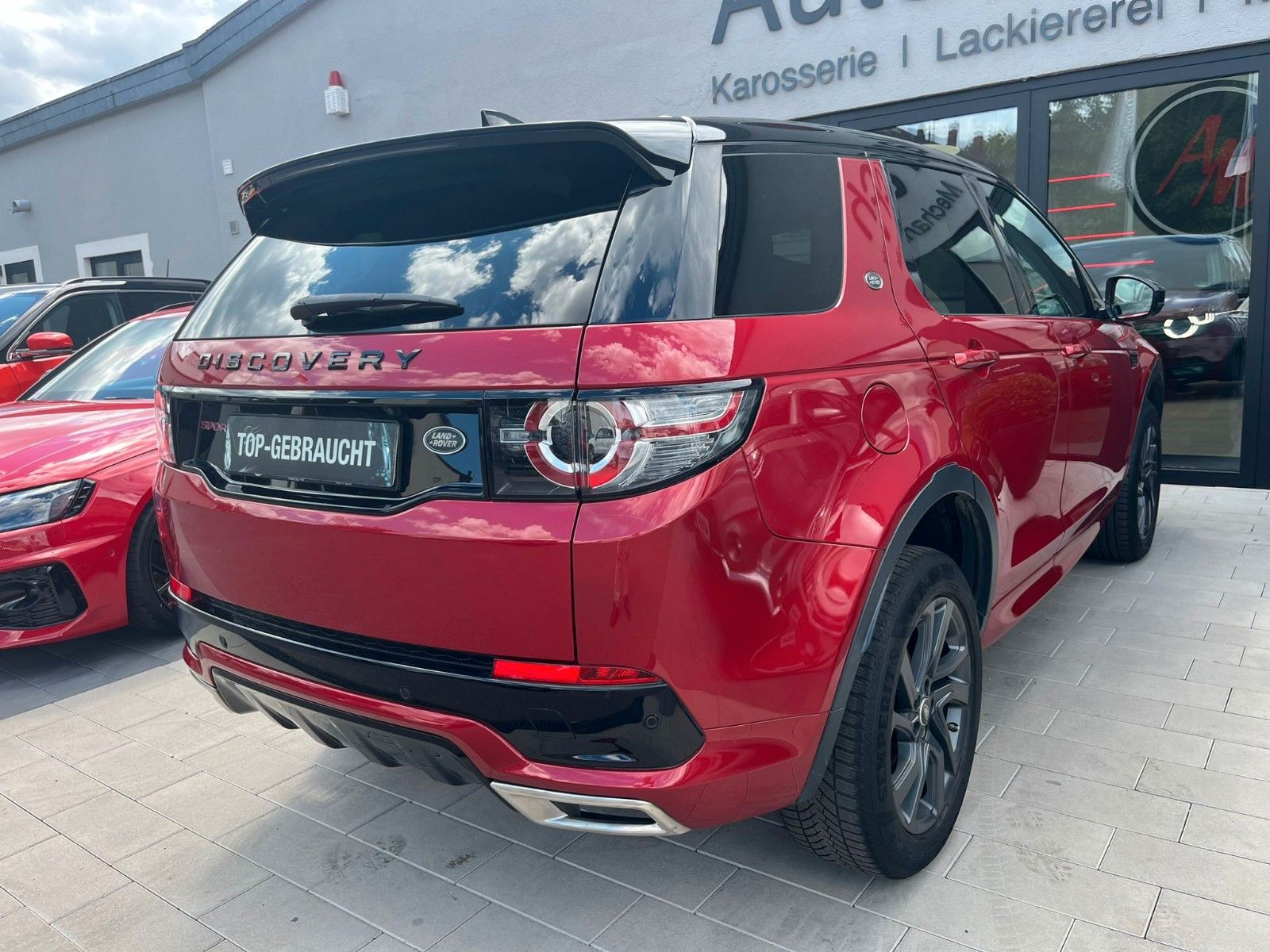 Fahrzeugabbildung Land Rover Discovery Sport SE AWD