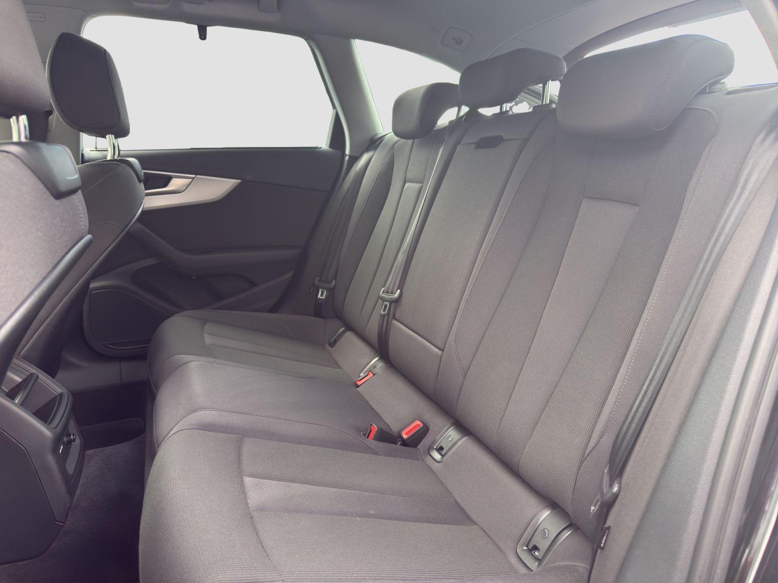 Audi A4 - Bild 7