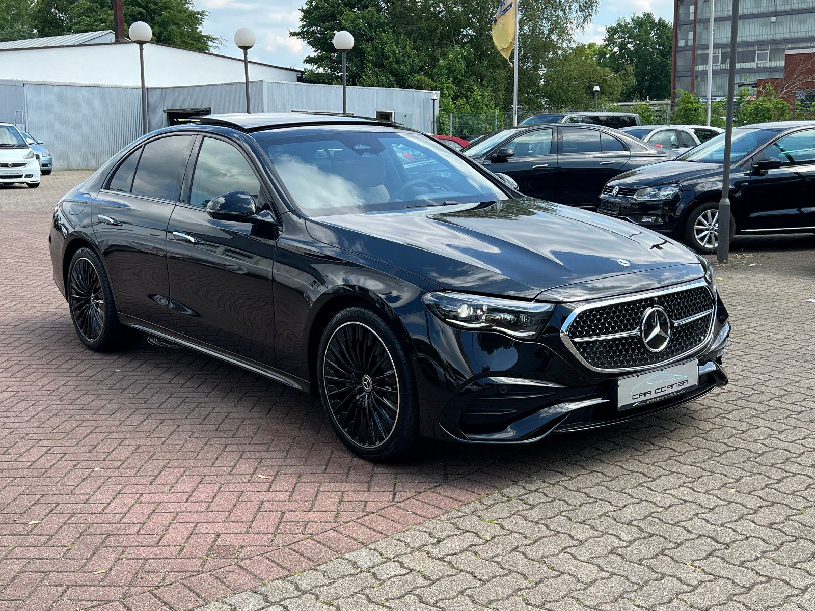 Fahrzeugabbildung Mercedes-Benz E 200 AMG LINE PREMIUM SUPERSCREEN EXCLUSIV NAPP