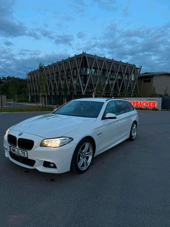 Image of BMW 530