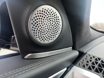Fahrzeugabbildung BMW XM M Drivers Package Bower&Wilkins AHK uvm.