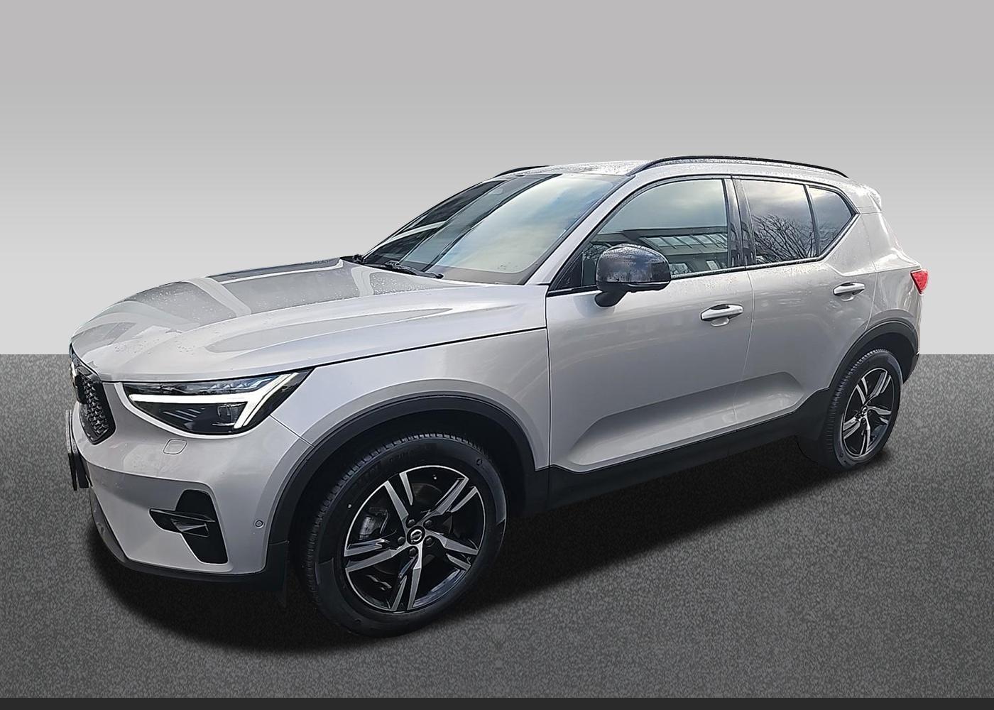 Volvo XC40 B3 Plus Dark
